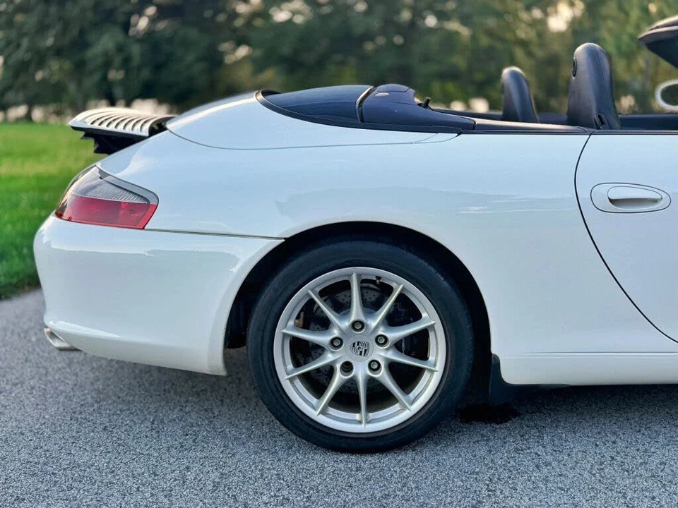 2004 Porsche 996 Carrera - Image 26 of 31