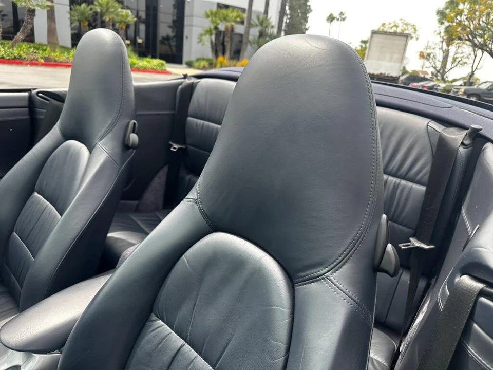 2004 Porsche 996 Carrera - Image 28 of 31