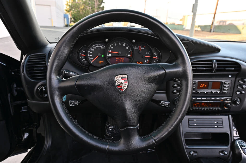 2004 Porsche 996 Carrera - Image 25 of 31