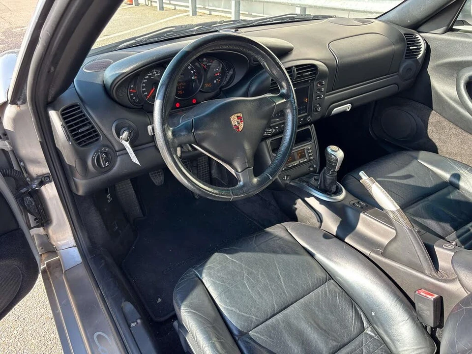 2004 Porsche 996 Carrera - Image 9 of 22