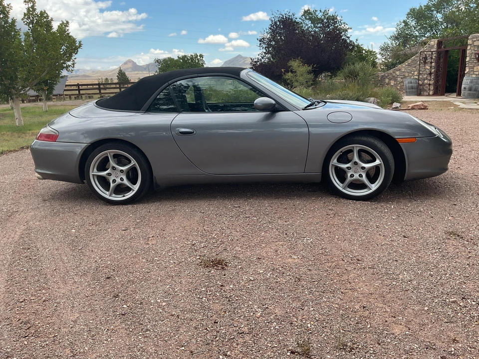 2004 Porsche 996 Carrera - Image 27 of 31