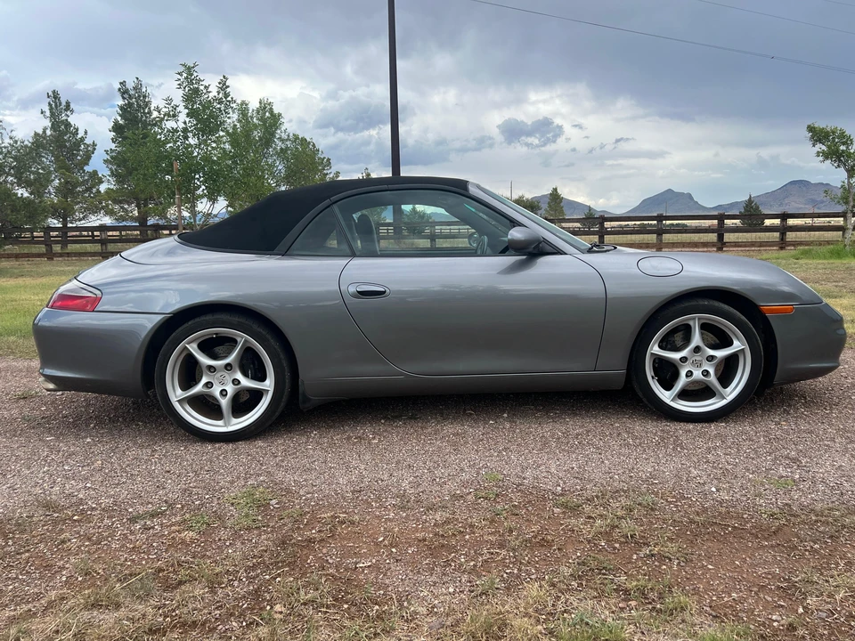 2004 Porsche 996 Carrera - Image 25 of 31