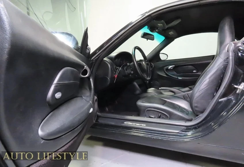 2004 Porsche 996 Carrera - Image 22 of 31