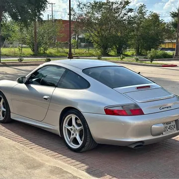 2004 Porsche 911 Carrera Coupe