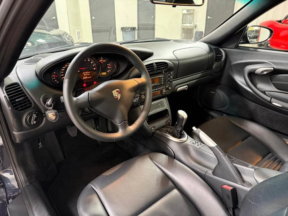 2004 Porsche 996 Carrera - Image 9 of 20