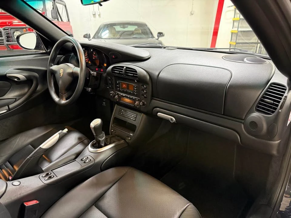 2004 Porsche 996 Carrera - Image 11 of 20