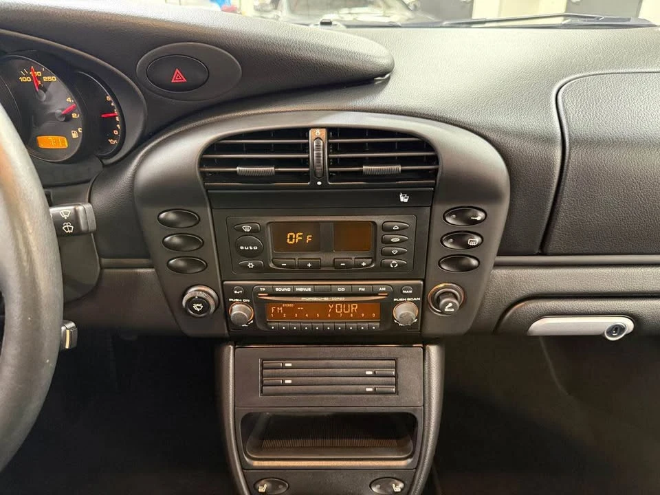 2004 Porsche 996 Carrera - Image 16 of 20