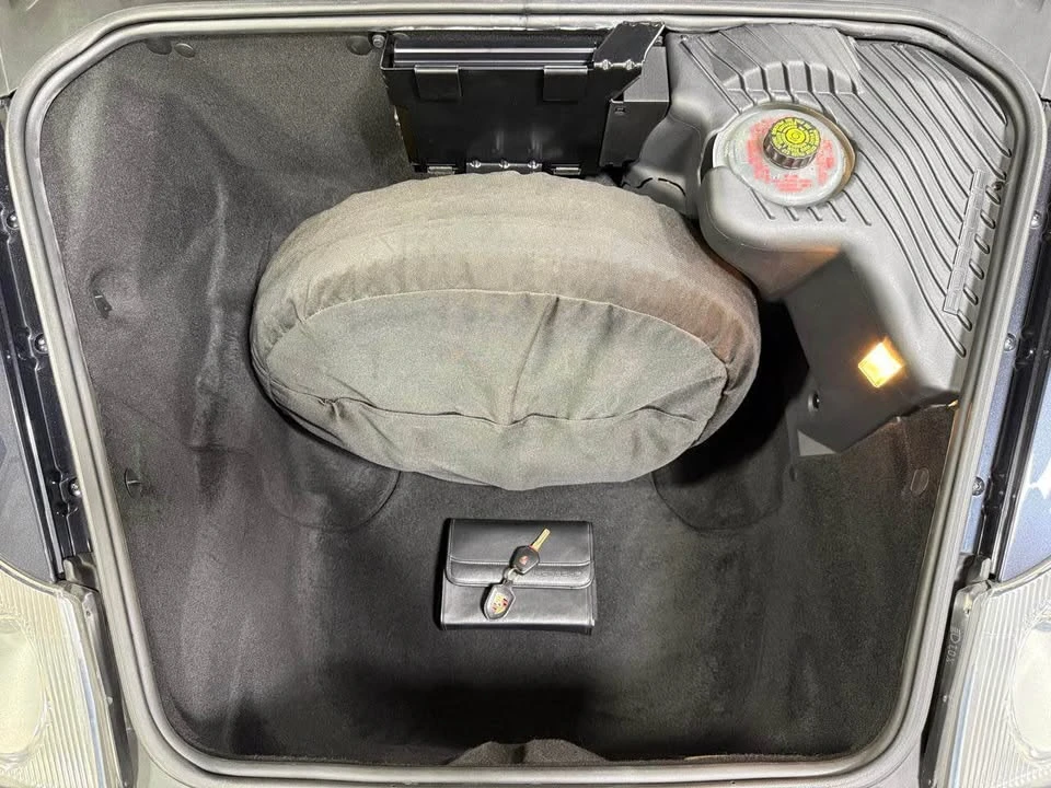 2004 Porsche 996 Carrera - Image 19 of 20