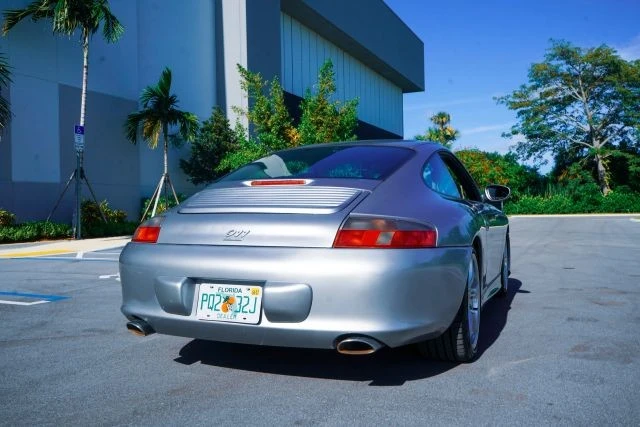 2004 Porsche 996 Carrera - Image 27 of 31