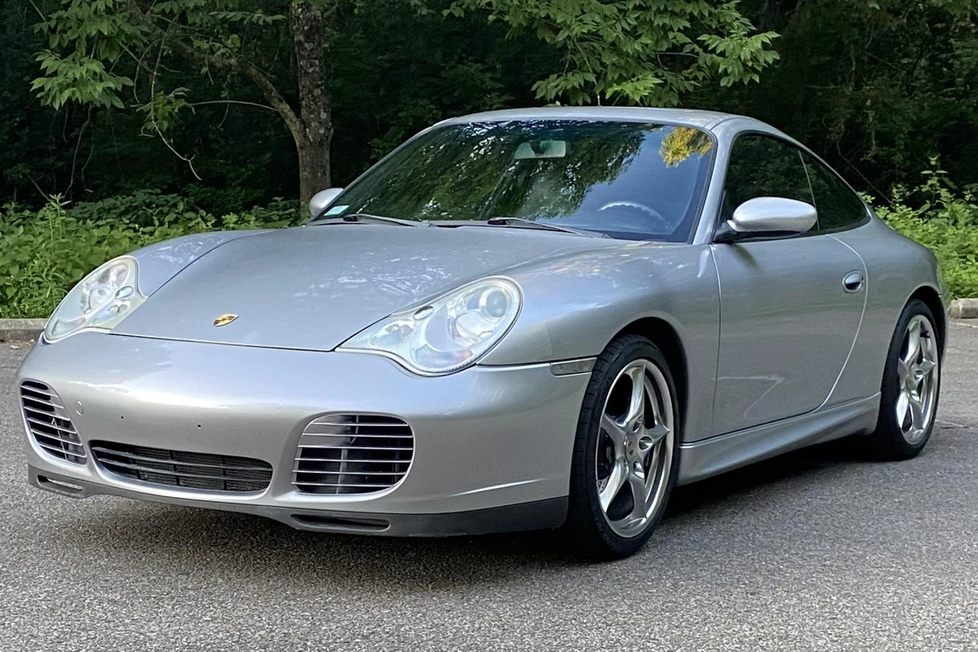 2004 Porsche 996 Carrera - Image 2 of 31