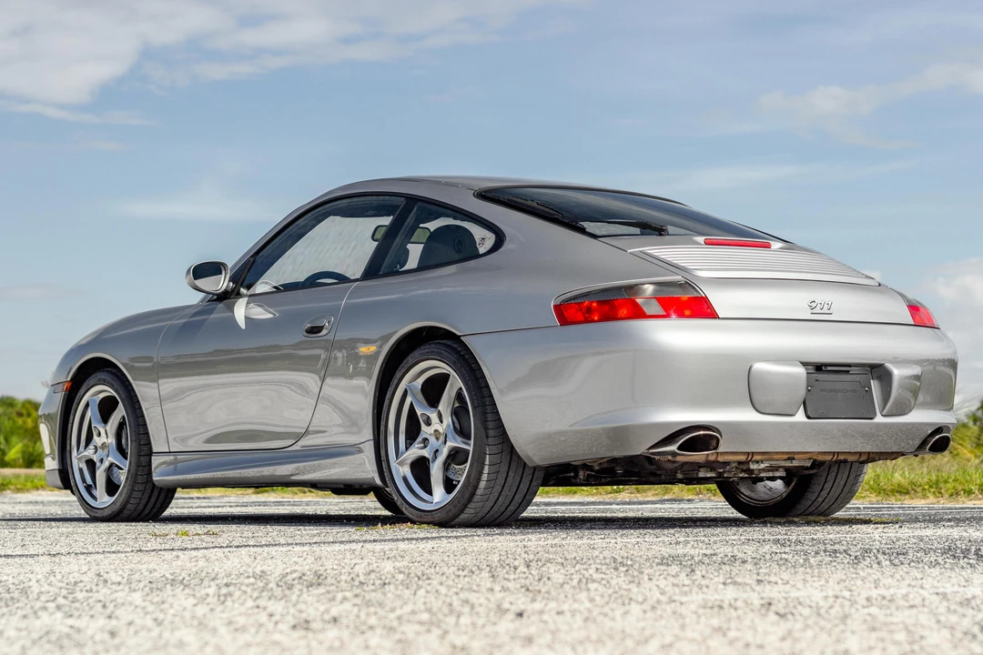 2004 Porsche 996 Carrera - Image 5 of 31