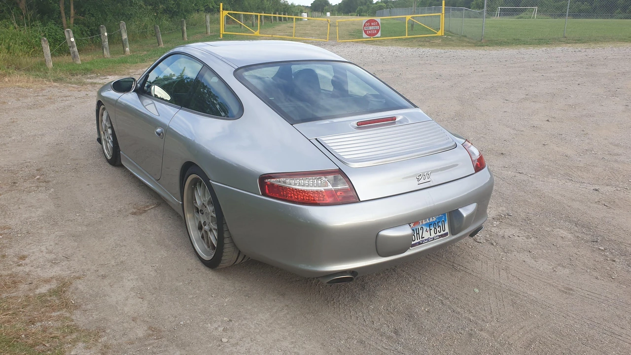 2004 Porsche 996 Carrera - Image 2 of 31