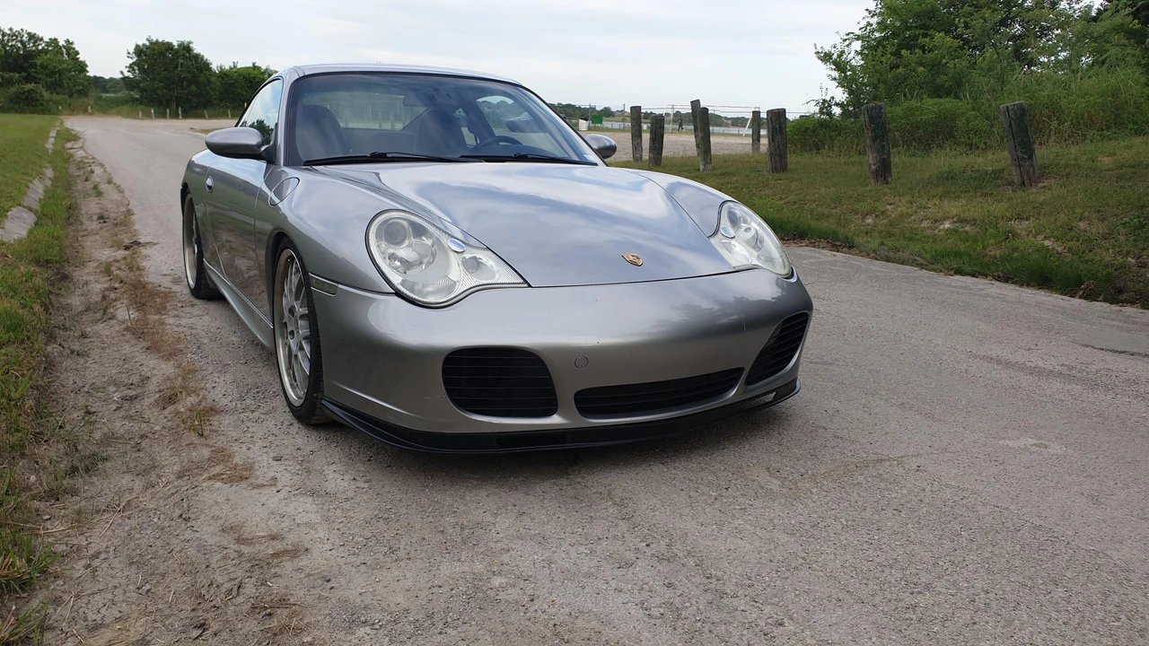 2004 Porsche 996 Carrera - Image 9 of 31