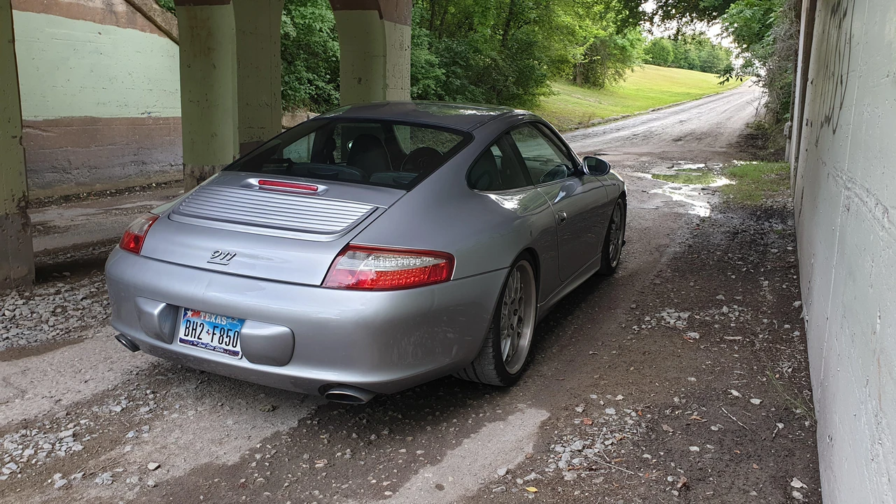 2004 Porsche 996 Carrera - Image 23 of 31