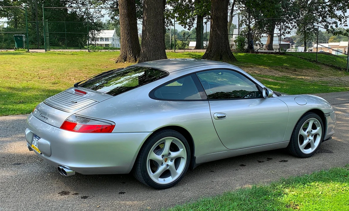 2004 Porsche 996 Carrera - Image 13 of 31