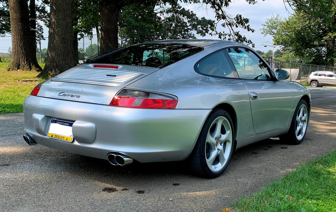2004 Porsche 996 Carrera - Image 11 of 31