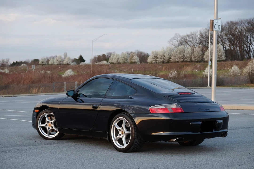 2004 Porsche 996 Carrera - Image 14 of 31