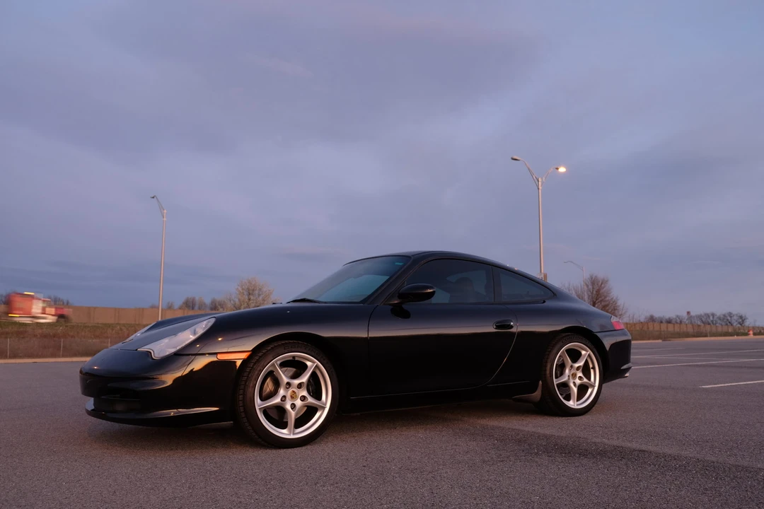 2004 Porsche 996 Carrera - Image 9 of 31