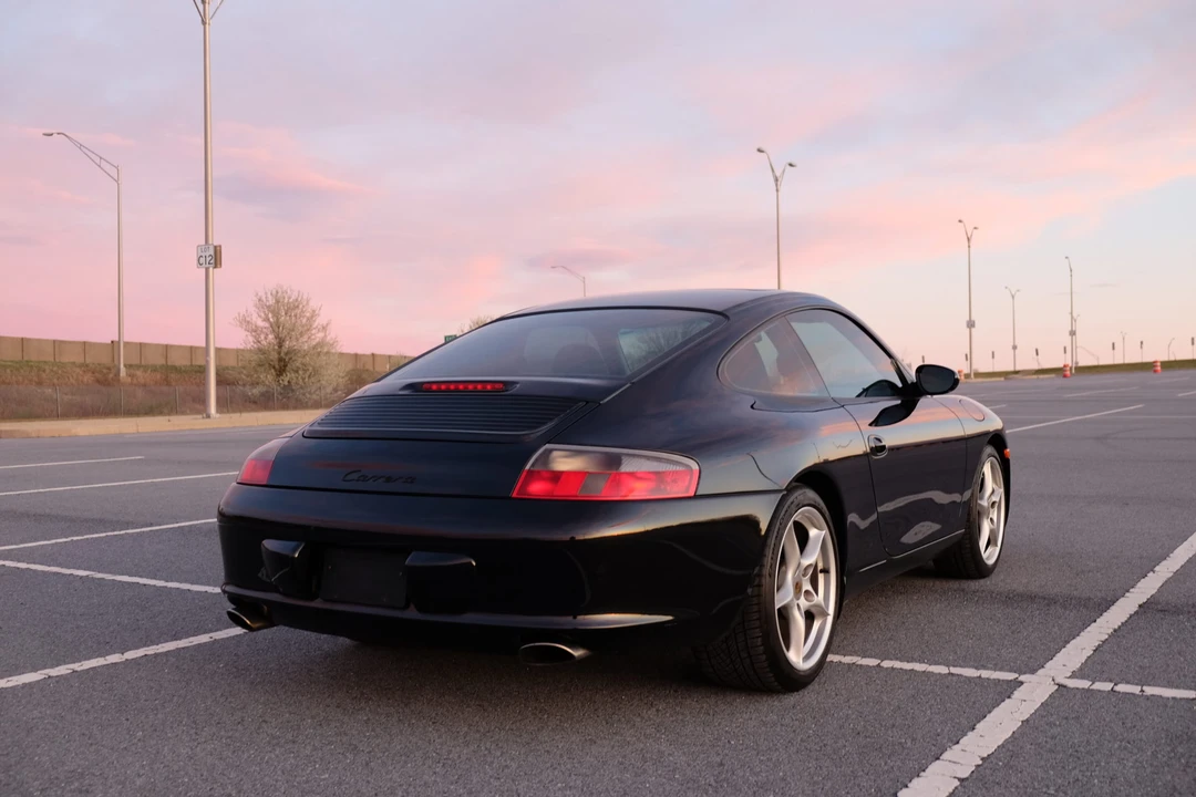 2004 Porsche 996 Carrera - Image 27 of 31