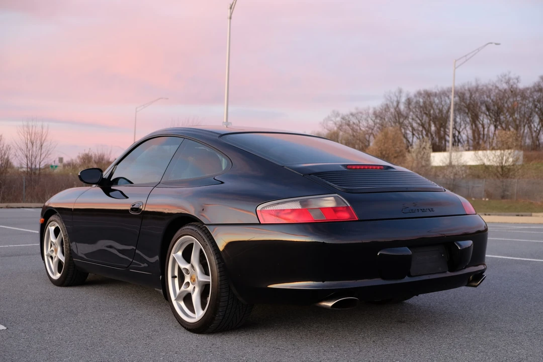 2004 Porsche 996 Carrera - Image 19 of 31