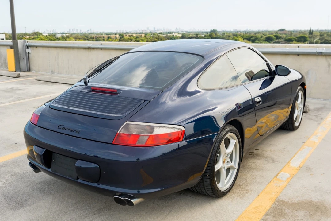 2004 Porsche 996 Carrera - Image 11 of 31