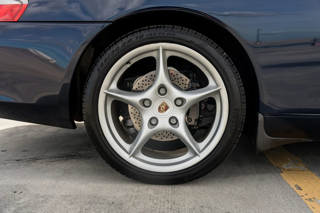 2004 Porsche 996 Carrera - Image 22 of 31