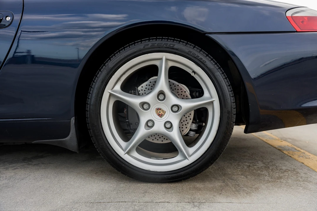 2004 Porsche 996 Carrera - Image 25 of 31