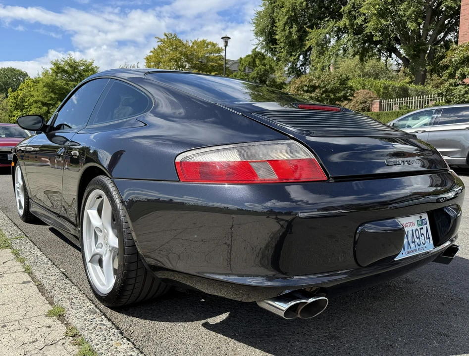 2004 Porsche 996 Carrera - Image 22 of 31