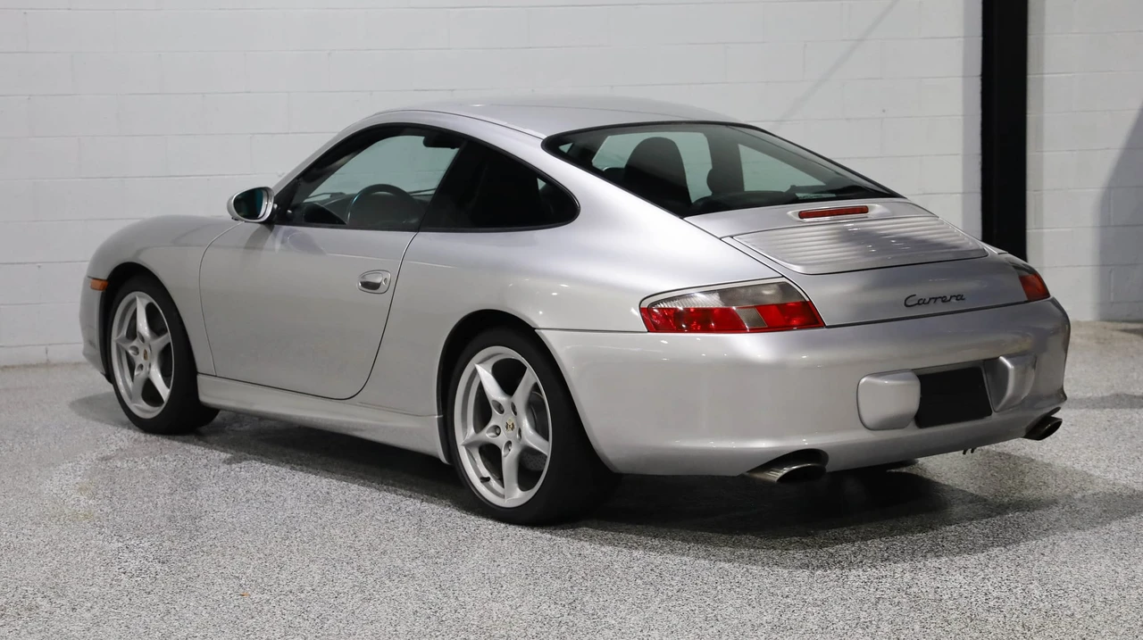 2004 Porsche 996 Carrera - Image 9 of 31