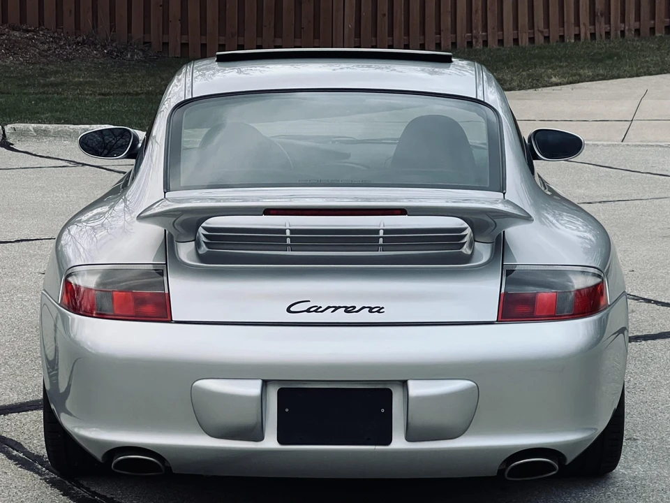 2004 Porsche 996 Carrera - Image 25 of 31