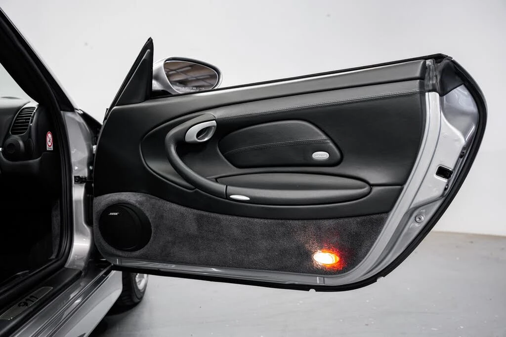 2004 Porsche 996 Carrera - Image 25 of 31