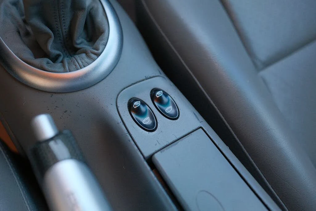 2004 Porsche 996 Carrera - Image 25 of 31