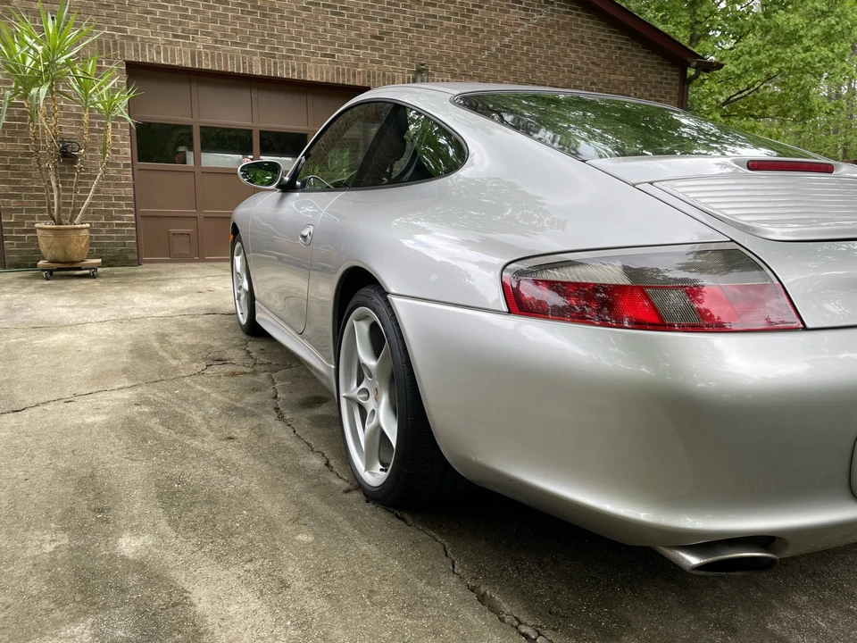2004 Porsche 996 Carrera - Image 29 of 31