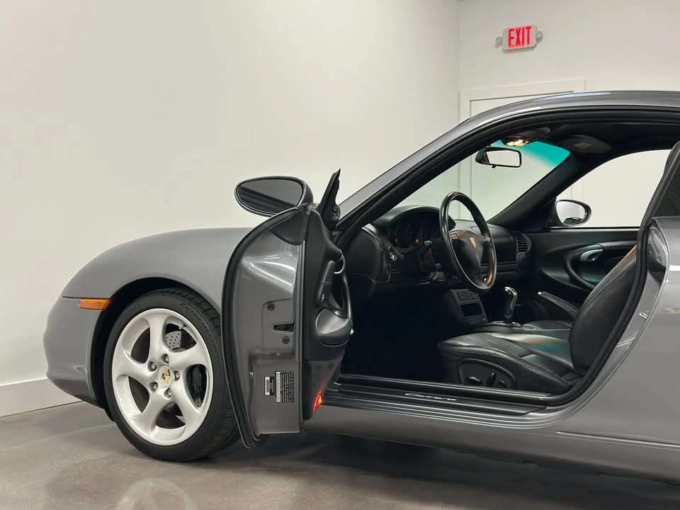2004 Porsche 996 Carrera - Image 2 of 20