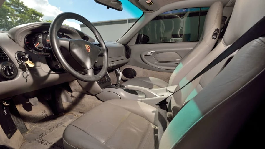 2004 Porsche 996 Carrera - Image 19 of 20