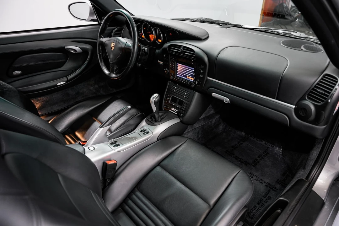 2004 Porsche 996 Carrera - Image 29 of 31