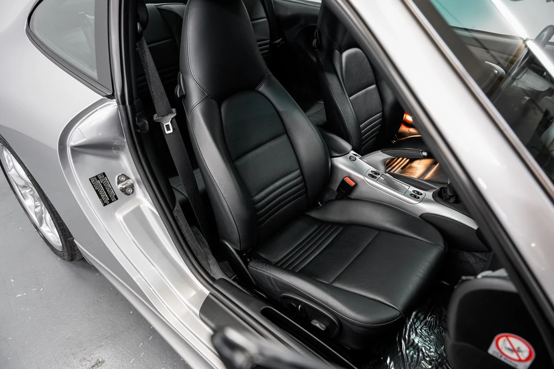 2004 Porsche 996 Carrera - Image 27 of 31