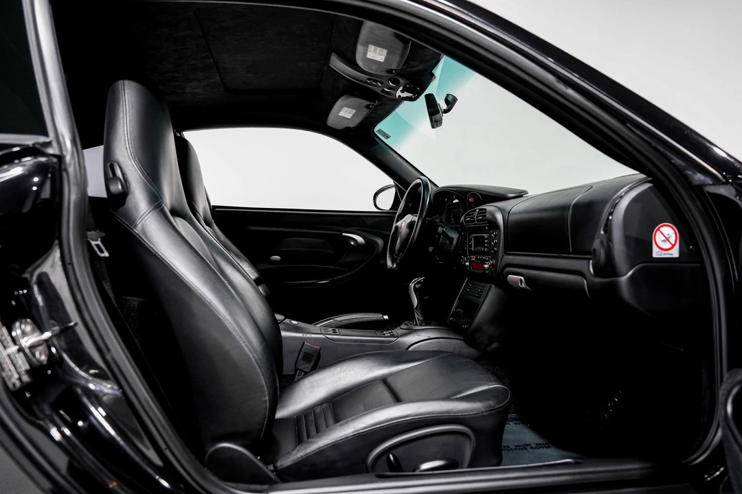 2004 Porsche 996 Carrera - Image 25 of 31