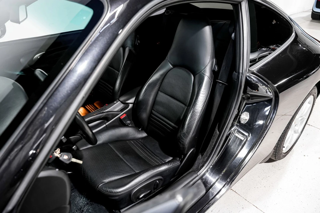 2004 Porsche 996 Carrera - Image 17 of 31