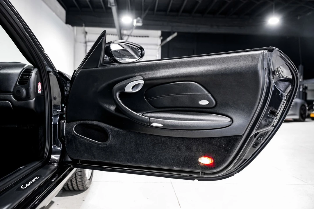 2004 Porsche 996 Carrera - Image 22 of 31