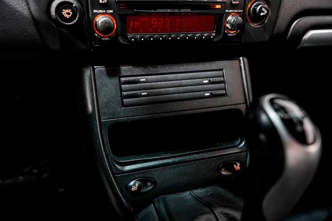 2004 Porsche 996 Carrera - Image 13 of 31