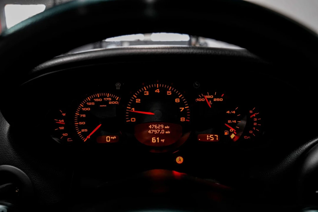 2004 Porsche 996 Carrera - Image 11 of 31