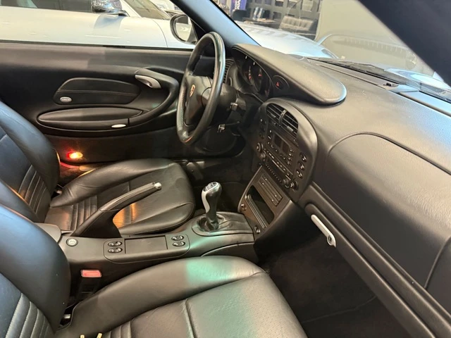 2004 Porsche 996 Carrera - Image 14 of 15