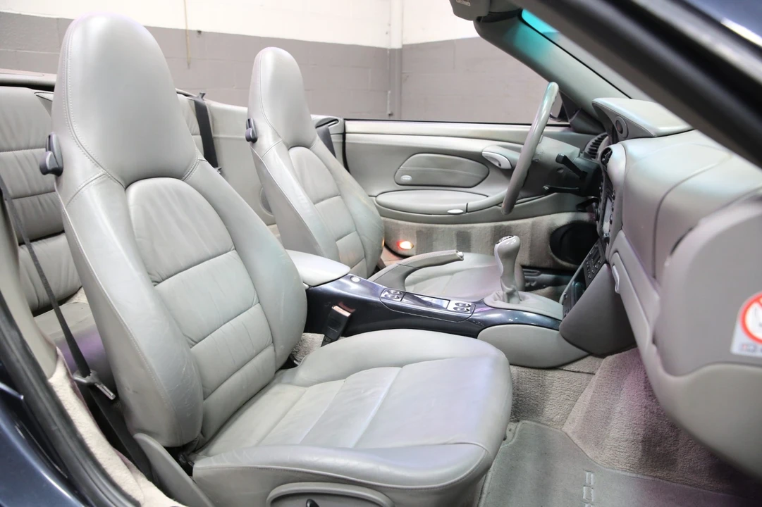 2004 Porsche 996 Carrera - Image 13 of 31