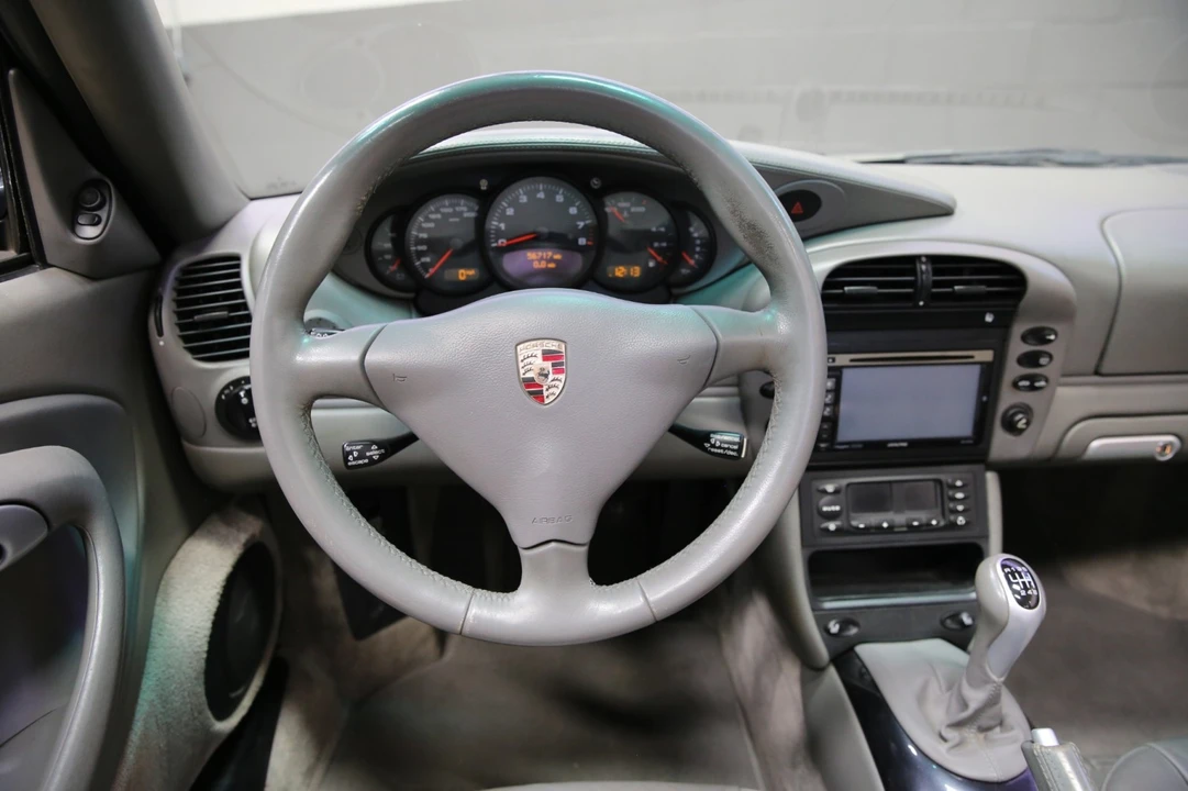 2004 Porsche 996 Carrera - Image 27 of 31