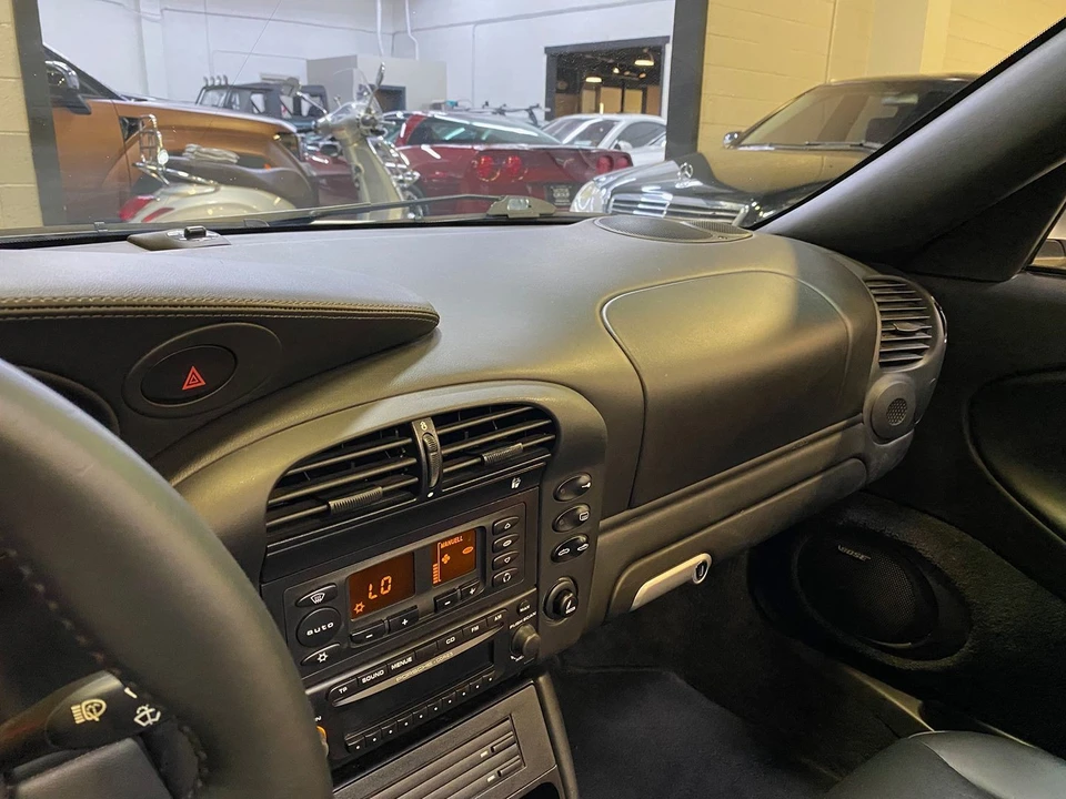 2004 Porsche 996 Carrera - Image 13 of 31