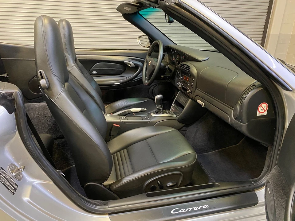 2004 Porsche 996 Carrera - Image 17 of 31