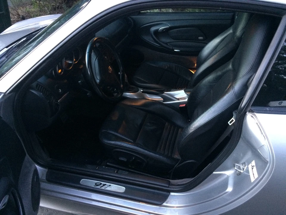 2004 Porsche 996 Carrera - Image 21 of 31