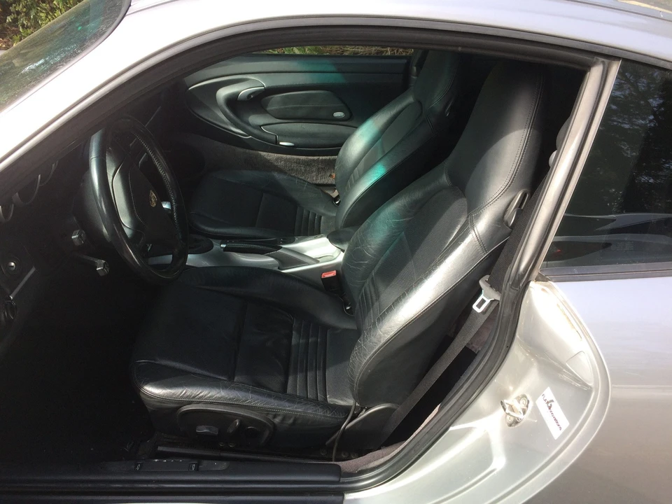 2004 Porsche 996 Carrera - Image 22 of 31