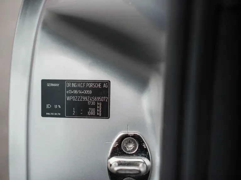 2004 Porsche 996 GT2 - Image 27 of 31